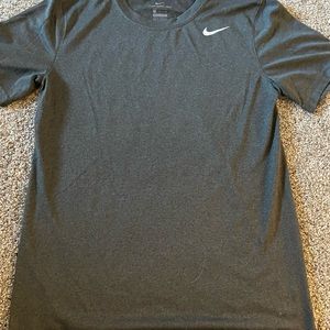 Mens Nike Dri Fit T-Shirt. Small